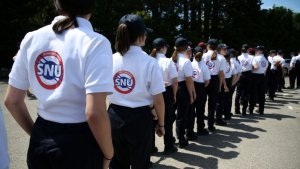 Besoin d'école, pas de SNU