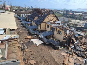 Mayotte : après Chido, la solidarité s'organise