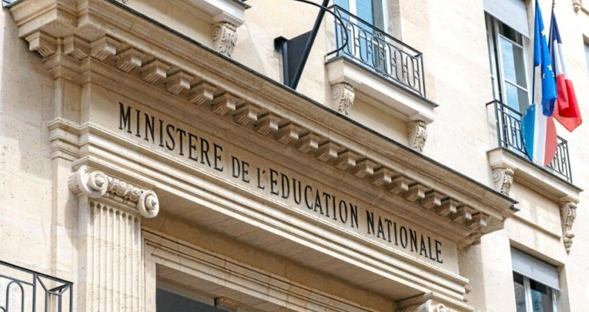 Élisabeth Borne nommée ministre de l'Éducation nationale